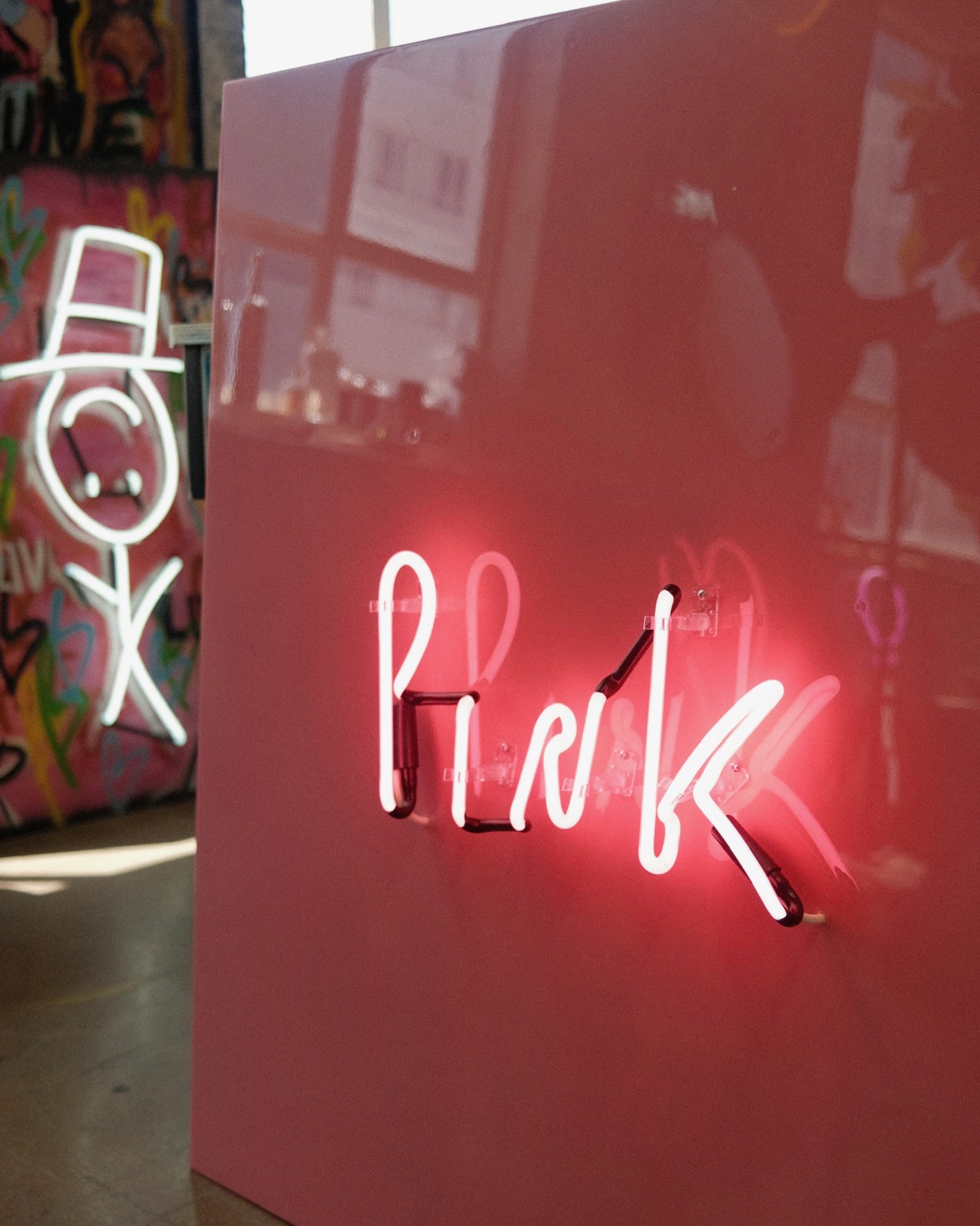 PINK $3,800 - ARTBYMRNICE